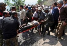 Mme Radjavi a présenté ses condoléances aux familles des victimes de l’explosion d’une mine et a attribué la responsabilité au régime iranien Mme Radjavi a présenté ses condoléances aux familles des victimes de l’explosion d’une mine et a attribué la responsabilité au régime iranien