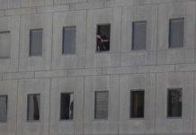 Iran: trois morts dans les attaques au Majlis et à la tombe de Khomeiny Iran: trois morts dans les attaques au Majlis et au mausolée Khomeiny