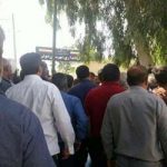 Iran – Les travailleurs d’une usine sucrière protestent Iran - Les travailleurs d’une usine sucrière protestent