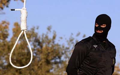 Iran : Exécution de 21 prisonniers, dont une femme et deux exécutions en public