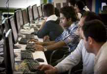 Iran : La censure n’est pas efficace, déplore le ministre de la Communication en Iran Iran : La censure n’est pas efficace, déplore le ministre de la Communication en Iran