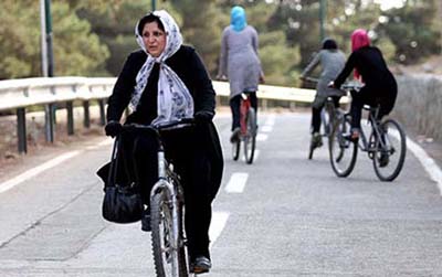 Iran : Formation de 20 patrouilles à Ispahan pour réprimer les femmes et les jeunes
