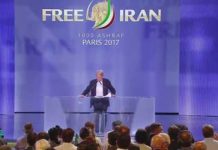 Les mollahs de Téhéran tentent de dénaturer votre mouvement par le chantage (Bernard Kouchner) Les mollahs de Téhéran tentent de dénaturer votre mouvement par le chantage et le mensonge (Bernard Kouchner)