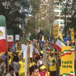 Les Iraniens manifestent à New-York contre la présence de Rohani à l’ONU Les Iraniens manifestent à New-York contre la présence de Rohani à l'ONU