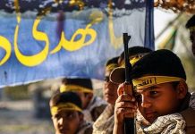 Le régime iranien doit être condamné pour son recrutement des enfants soldats Le régime iranien doit être condamné pour son recrutement des enfants soldats