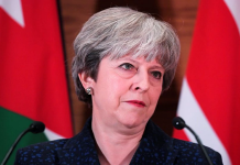 Theresa May met en garde contre l’influence « déstabilisatrice » de l’Iran