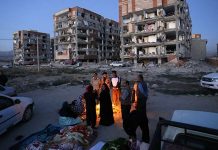 Le séisme a détruit sept localités et 77,5% des villages dans une province en Iran Le séisme a détruit sept localités et 77,5% des villages dans une province en Iran