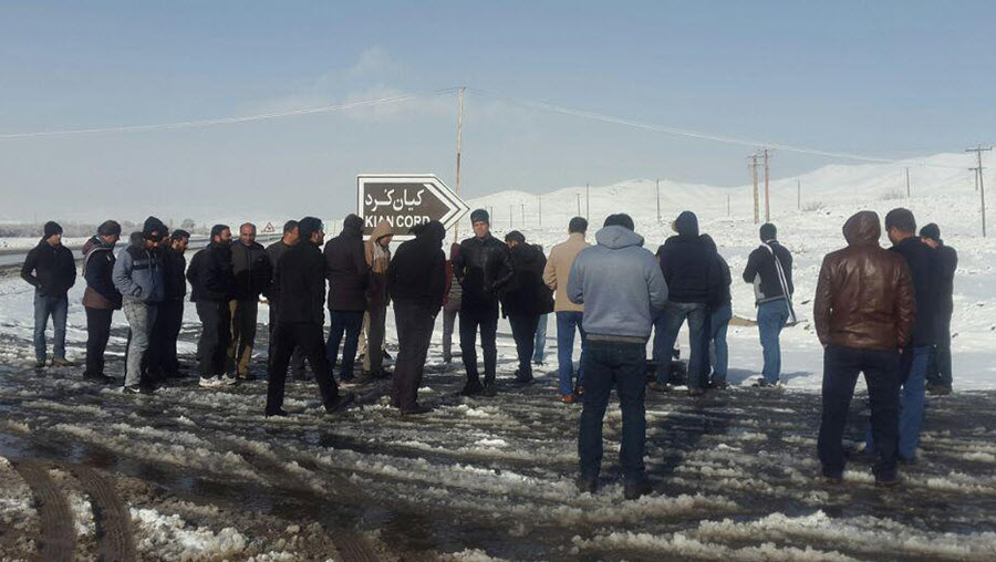 Des villageois démunis affrontent avec les forces du régime à Ahwaz; les manifestations de protestation se poursuivent dans les villes iraniennes