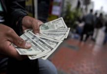Iran – 30 milliards de dollars sortis du pays – député 30_billions_Iran_ corruptions