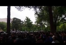Iran, Ispahan, les agriculteurs manifestent depuis l’aube pour leur droit l’eau