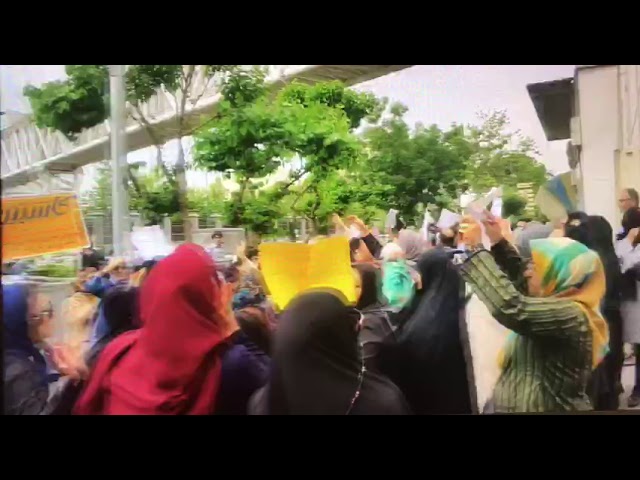 Iran – Téhéran, 9 avril, des épargnantes spoliées par la banque Caspian des pasdaran