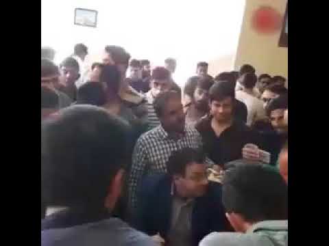 Iran, 15 mai, Yazd, protestation des étudiants de l’université Sadoughi