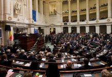 Vidéos / Belgique : 140 parlementaires soutiennent les manifestations en Iran pour un changement démocratique belg-parlement-iran