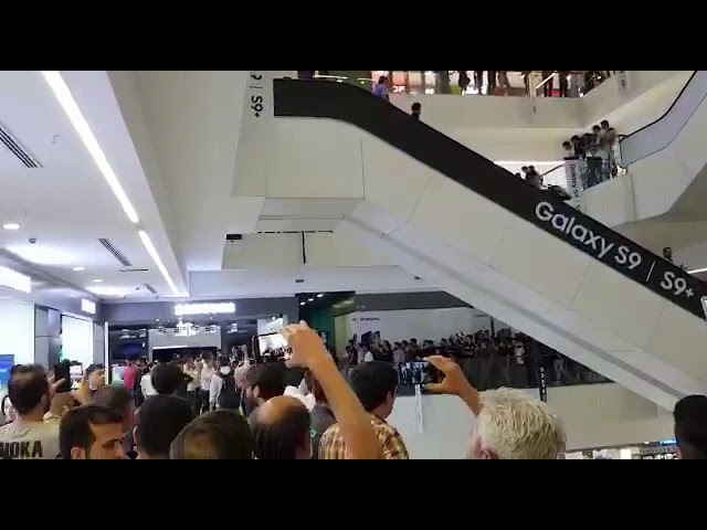 Iran, le 24 juin,Téhéran, Une grande partie du Bazar est en grève Le peuple est en colère