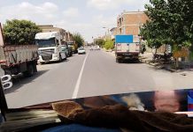 Vidéo – Les camionneurs iraniens lancent une nouvelle série de grèves à l’échelle nationale Les camionneurs iraniens grèves nationale