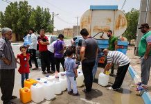Le régime iranien vend de l’eau à l’Irak et au Koweït en dépit de la pénurie d’eau en Iran Le régime iranien vend de l'eau à l'Irak et au Koweït en dépit de la pénurie d'eau en Iran