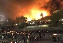 Le consulat d’Iran incendié par les manifestants à Bassora en Irak Le consulat d’Iran incendié par les manifestants à Bassora en Irak