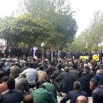 Iran : Troisième mois consécutif du sit-in des agriculteurs d’Ispahan contre la privation de leurs droits à l’eau Iran Troisième mois consécutif du sit-in des agriculteurs d'Ispahan