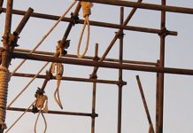 Iran – Redoutant un soulèvement populaire, les mollahs exécutent pendant le Ramadan pour créer un climat de terreur Iran : Exécution collective de 12 prisonniers accusés de trafic de drogue à Kerman