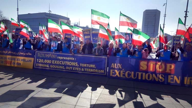 Manifestation à Genève contre les violations des droits humains en Iran