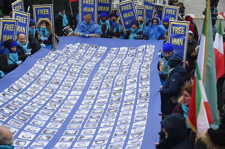 Le vrai choix en Iran c'est vous, ce n'est pas le régime des mollahs – François Colcombet