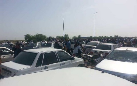 La population proteste contre le manque de secours aux victimes d'inondations en Iran