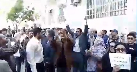 Enseignants protestent dans 18 provinces contre le pillage et la répression exercée par le régime des mollahs