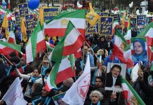 Iran : La répression violente du régime contre l’OMPI illustre le soutien populaire du groupe – Ali Safavi Iran : La répression violente du régime contre l’OMPI illustre le soutien populaire du groupe – Ali Safavi