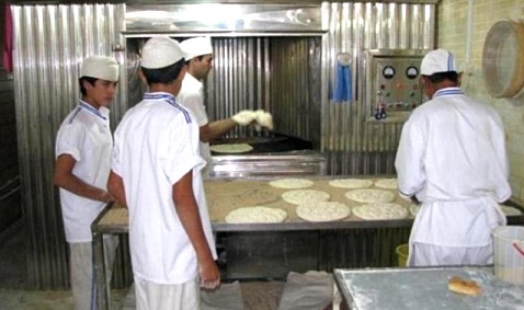 Les boulangers iraniens organisent à Dezful des manifestations contre les salaires impayés