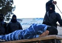 Iran: Un prisonnier fouetté en public à Ahvaz Iran: Un prisonnier fouetté en public à Ahvaz
