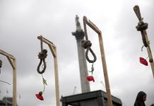 Lettre ouverte d’une célèbre prisonnière politique sur le massacre de 1988 en Iran Lettre ouverte d'une célèbre prisonnière politique sur le massacre de 1988 en Iran
