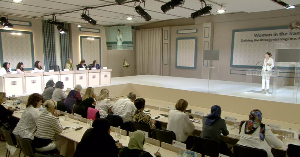 Conférence à Achraf-3 sur les droits des femmes en Iran