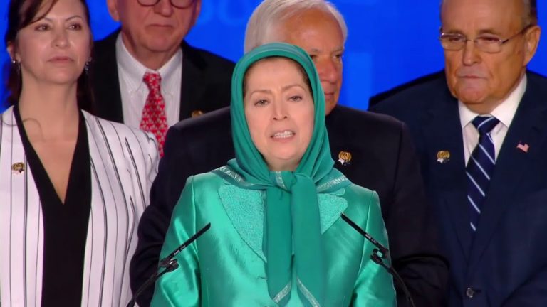 Mrs  Maryam Rajavi  with American deligation