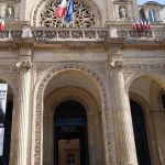 Les manifestations contre la visite du ministre iranien des Affaires étrangères dans les pays européens se poursuivent Les manifestations contre la visite du ministre iranien des Affaires étrangères dans les pays européens se poursuivent - Les Iraniens demandent l'expulsion de Javad Zarif de Paris