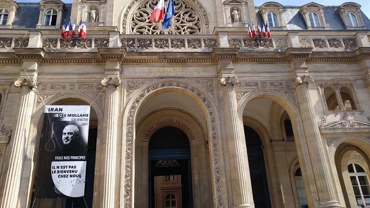 Les manifestations contre la visite du ministre iranien des Affaires étrangères dans les pays européens se poursuivent - Les Iraniens demandent l'expulsion de Javad Zarif de Paris