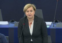 Le Parlement européen condamne fermement la répression contre les femmes en Iran Le Parlement européen condamne fermement la répression contre les femmes en Iran