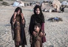 La vie dans les bidonvilles en Iran: résultat de la domination des mollahs intégristes La vie dans les bidonvilles en Iran: résultat de la domination des mollahs intégristes