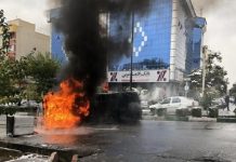 Affrontements entre les manifestants et les pasdarans dans diverses régions d’Iran Affrontements entre les manifestants et les pasdarans dans diverses régions d’Iran