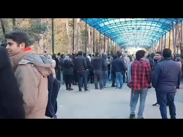 Téhéran les étudiants de l&rsquo;université de Téhéran se joignent aux protestation