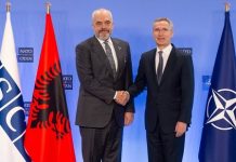Le Premier ministre albanais déclare que son pays ne changera pas son approche vis-à-vis de l’opposition iranienne OMPI / MEK Le Premier ministre albanais déclare que son pays ne changera pas son approche vis-à-vis de l'opposition iranienne OMPI / MEK
