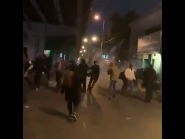 Les forces de répression tirent à Téhéran mais les manifestants iraniens sont solidaires en Iran