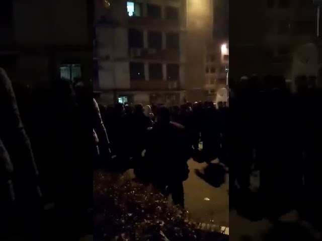 Affrontement mardi soir entre les étudiants et la milice à l’université Polytechnique à Téhéran