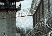 Grève de la faim d’un groupe de prisonniers en isolement à la prison Dastguerd d’Ispahan