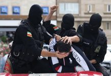 Torture et humiliation de jeunes dans les rues de Téhéran et sentences médiévales rendues par Khamenei