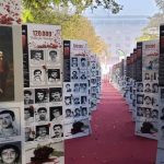 Exposition de photos en mémoire des martyrs des soulèvement populaires en Iran Écrit par