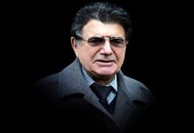 Manifestations après le décès du célèbre chanteur iranien Mohammad Reza Shajarian