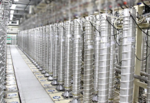 Le Parlement du régime adopte la « première urgence » du plan d’enrichissement de 20 % et d’augmentation du stock d’uranium