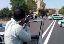 Iranchahr : Attaque brutale des forces répressives contre la population défendue par de jeunes insurgés
