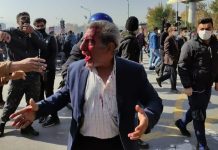 Iran, Ispahan – Des heurts avec les forces répressives jusque tard dans la nuit