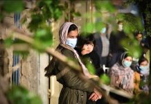 Iran : les femmes vendent leurs cheveux pour joindre les deux bouts